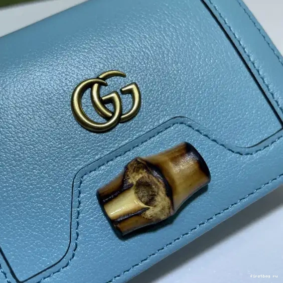 First bag ru Gucci card Diana case wallet 0529